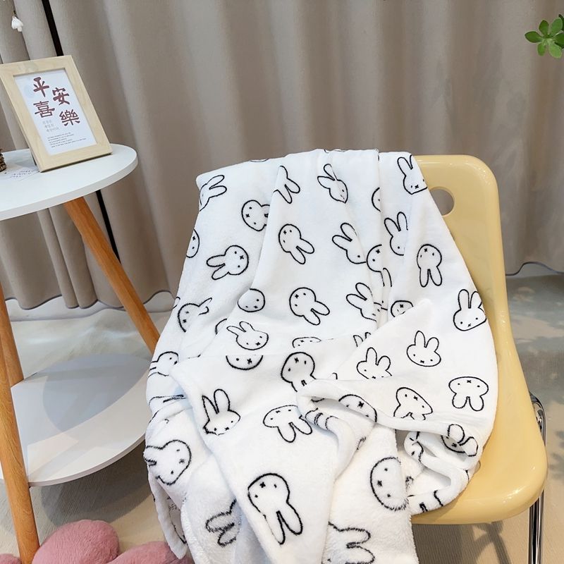 Manta de Franela Kawaii Miffy, - Stationery Office reseña y precio